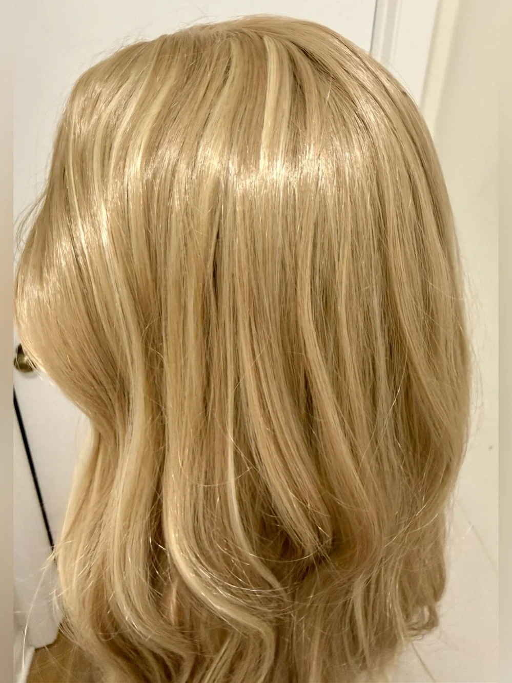 HAIR, 20” Straight Center Part with Bangs, Blondes